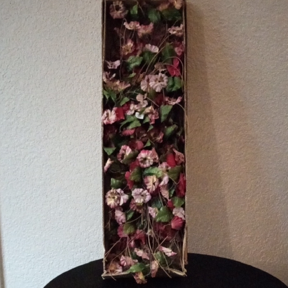 Elegant Pink and Mauve Faux Pansy Spray Floral Accents